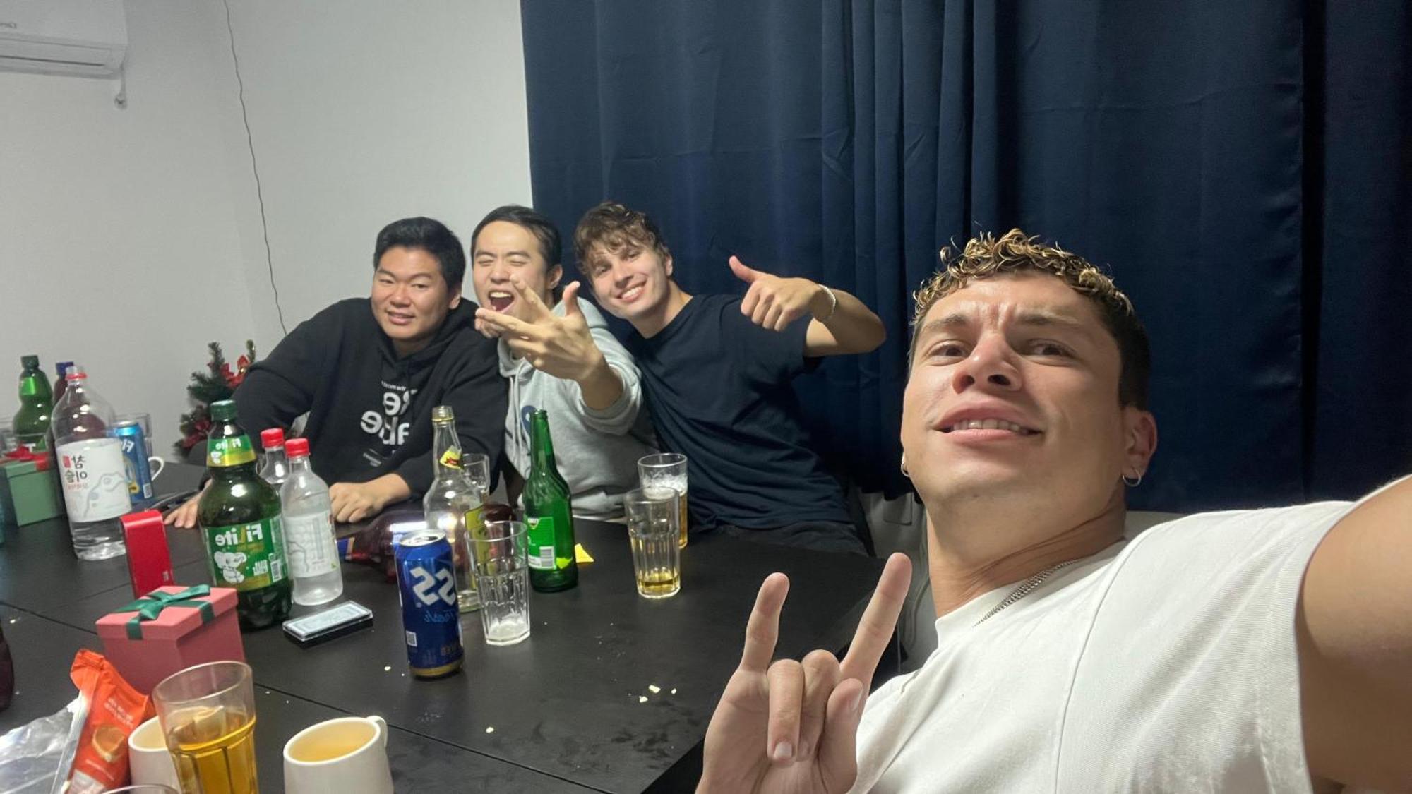 Ocean'S Guesthouse - Foreigners Only 서울특별시 외부 사진